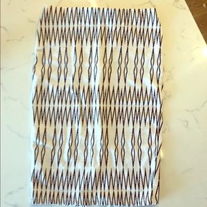 Pencil abstract skirt